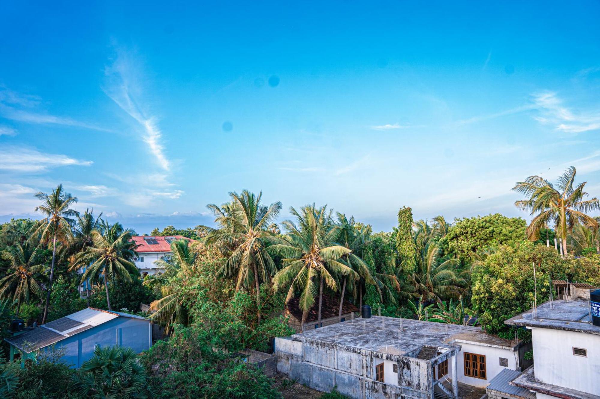 Theevanni Resort Trincomalee Exterior photo